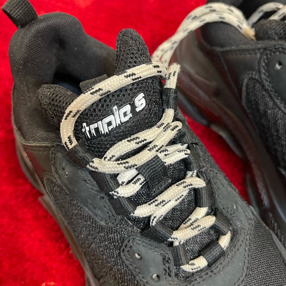 Balenciaga Triple S Sneakers - Picture 3 of 6